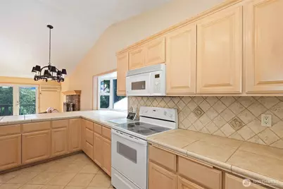 4706 Caldwell Road E, Edgewood, WA 98372 - Photo 11