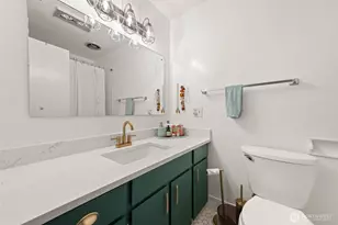 11515 Greenwood Ave N, Seattle, WA 98133 - Photo 27
