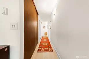 11515 Greenwood Ave N, Seattle, WA 98133 - Photo 19