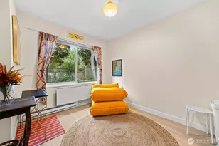 11515 Greenwood Ave N, Seattle, WA 98133 - Photo 9