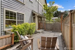 2022 E Terrace St, Seattle, WA 98122 - Photo 3