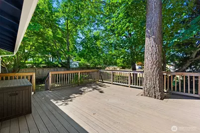 4619 60th Street Ct E, Tacoma, WA 98443 - Photo 5