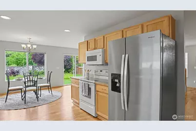 14572 SE 153rd Place, Renton, WA 98058 - Photo 9
