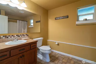 402 Troy Drive SE, Centralia, WA 98531 - Photo 35