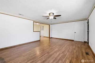 506 Calistoga Street W, Orting, WA 98360 - Photo 25