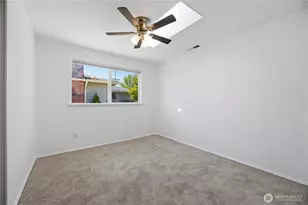 506 Calistoga St W, Orting, WA 98360 - Photo 29