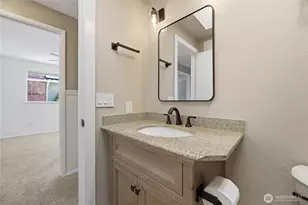 506 Calistoga St W, Orting, WA 98360 - Photo 21