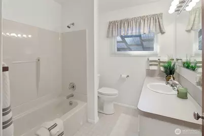 502 E Grover Street, Lynden, WA 98264 - Photo 27