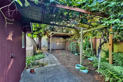502 E Grover Street, Lynden, WA 98264 - Photo 37