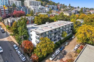 762 Hayes St, Seattle, WA 98109 - Photo 29