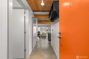 401 9th Ave N, Seattle, WA 98109 - Photo 31