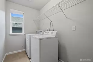 3890 Portside Dr, Bremerton, WA 98312 - Photo 29