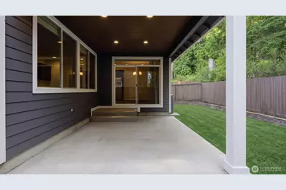 3890 Portside Drive, Bremerton, WA 98312 - Photo 37