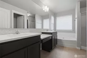 3890 Portside Dr, Bremerton, WA 98312 - Photo 25