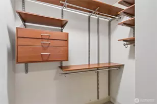 102 Galer St, Seattle, WA 98109 - Photo 11