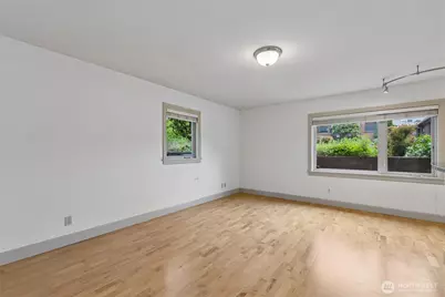102 Galer Street #102, Seattle, WA 98109 - Photo 7