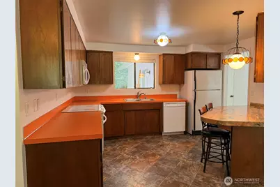 13921 217th Avenue SE, Issaquah, WA 98027 - Photo 9