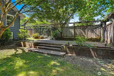 322 N 81st Street, Seattle, WA 98103 - Photo 35