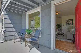 322 N 81st St, Seattle, WA 98103 - Photo 3