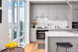 121 Stewart St, Seattle, WA 98101 - Photo 3