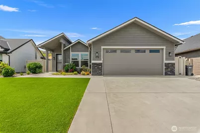 1018 Racine Springs Drive, Wenatchee, WA 98801 - Photo 3