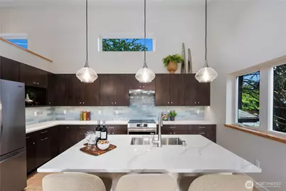 8625 30th Avenue SW, Seattle, WA 98126 - Photo 15