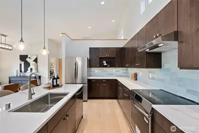 8625 30th Avenue SW, Seattle, WA 98126 - Photo 17