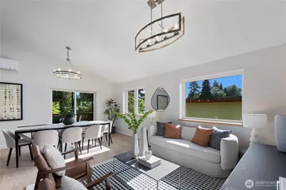 8625 30th Avenue SW, Seattle, WA 98126 - Photo 5