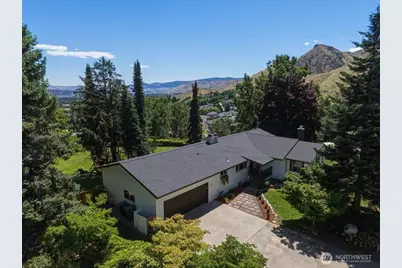 504 Day Road, Wenatchee, WA 98801 - Photo 5