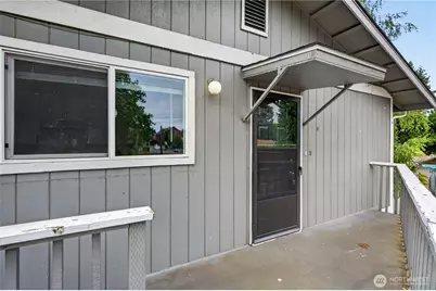 475 Houser Way S #A & B, Renton, WA 98057 - Photo 5