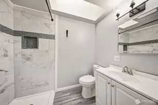 8432 S 121st St, Seattle, WA 98178 - Photo 9