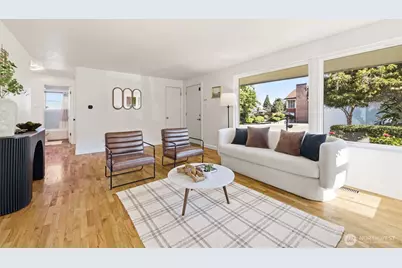 8432 S 121st Street, Seattle, WA 98178 - Photo 3