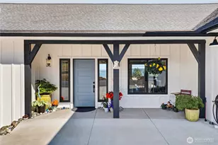 2115 Chinook Ridge Ln, Oak Harbor, WA 98277 - Photo 5