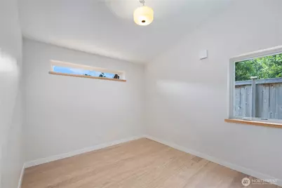 8623 30th Avenue SW, Seattle, WA 98126 - Photo 5
