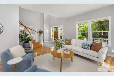 633 Klickitat Place NE, Bainbridge Island, WA 98110 - Photo 7