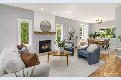 633 Klickitat Place NE, Bainbridge Island, WA 98110 - Photo 5