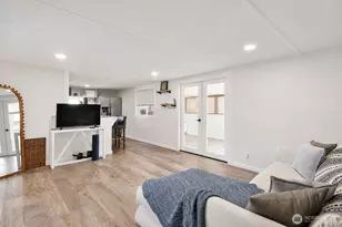 15905 Hwy 99, Lynnwood, WA 98087 - Photo 5