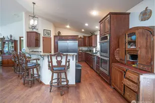 6517 12th St E, Fife, WA 98424 - Photo 11