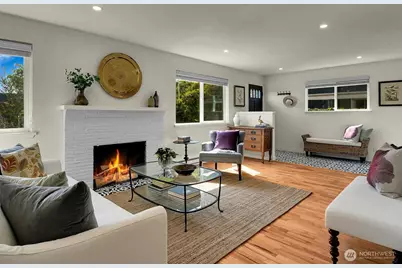 2353 Federal Avenue E, Seattle, WA 98102 - Photo 5