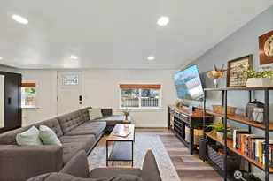 9522 203rd Ave E, Bonney Lake, WA 98391 - Photo 7