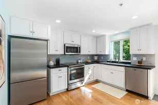 8504 29th Ave NW, Seattle, WA 98117 - Photo 9