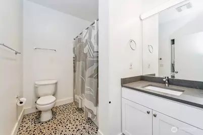 2414 1st Avenue #402, Seattle, WA 98121 - Photo 7