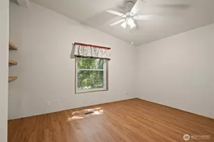 3434 N Mission Rd W, Bremerton, WA 98312 - Photo 25