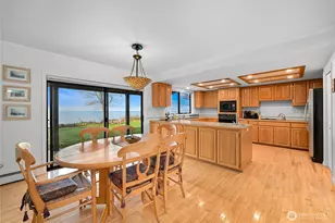 8539 Semiahmoo Dr, Blaine, WA 98230 - Photo 5