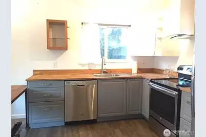 1750 NW 58th Street, Seattle, WA 09107 - Photo 3