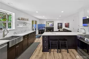 21313 NE 10th Pl, Sammamish, WA 98074 - Photo 17