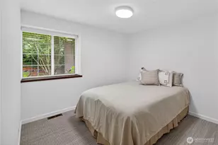 21313 NE 10th Pl, Sammamish, WA 98074 - Photo 13