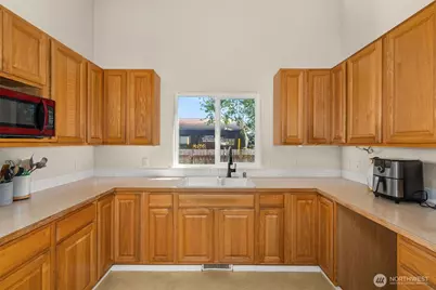 955 Orton Street, Centralia, WA 98531 - Photo 11