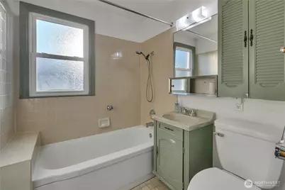 13607 2nd Avenue SW, Seattle, WA 98166 - Photo 13