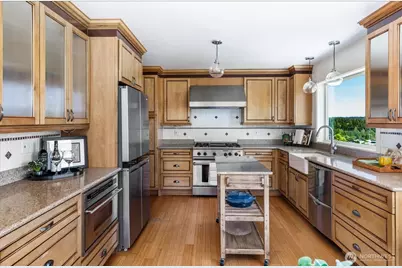 1950 Hillvista Place, Freeland, WA 98249 - Photo 11
